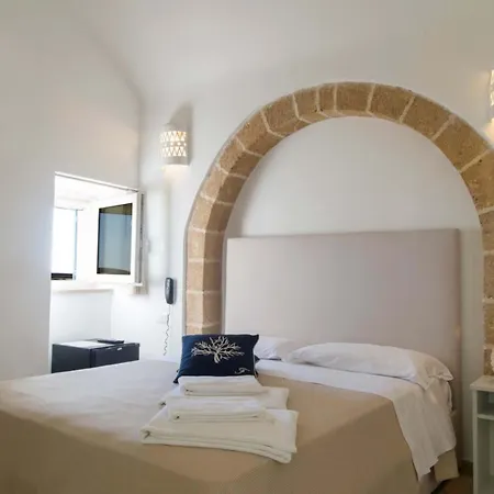 Bed and breakfast Finestra Sul Mare 3*