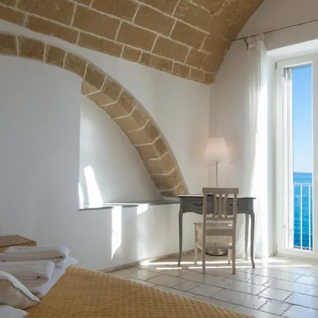 Finestra Sul Mare B&B 3*