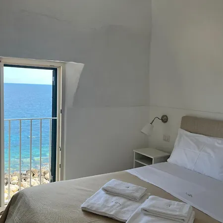 Bed and breakfast Finestra Sul Mare 3*
